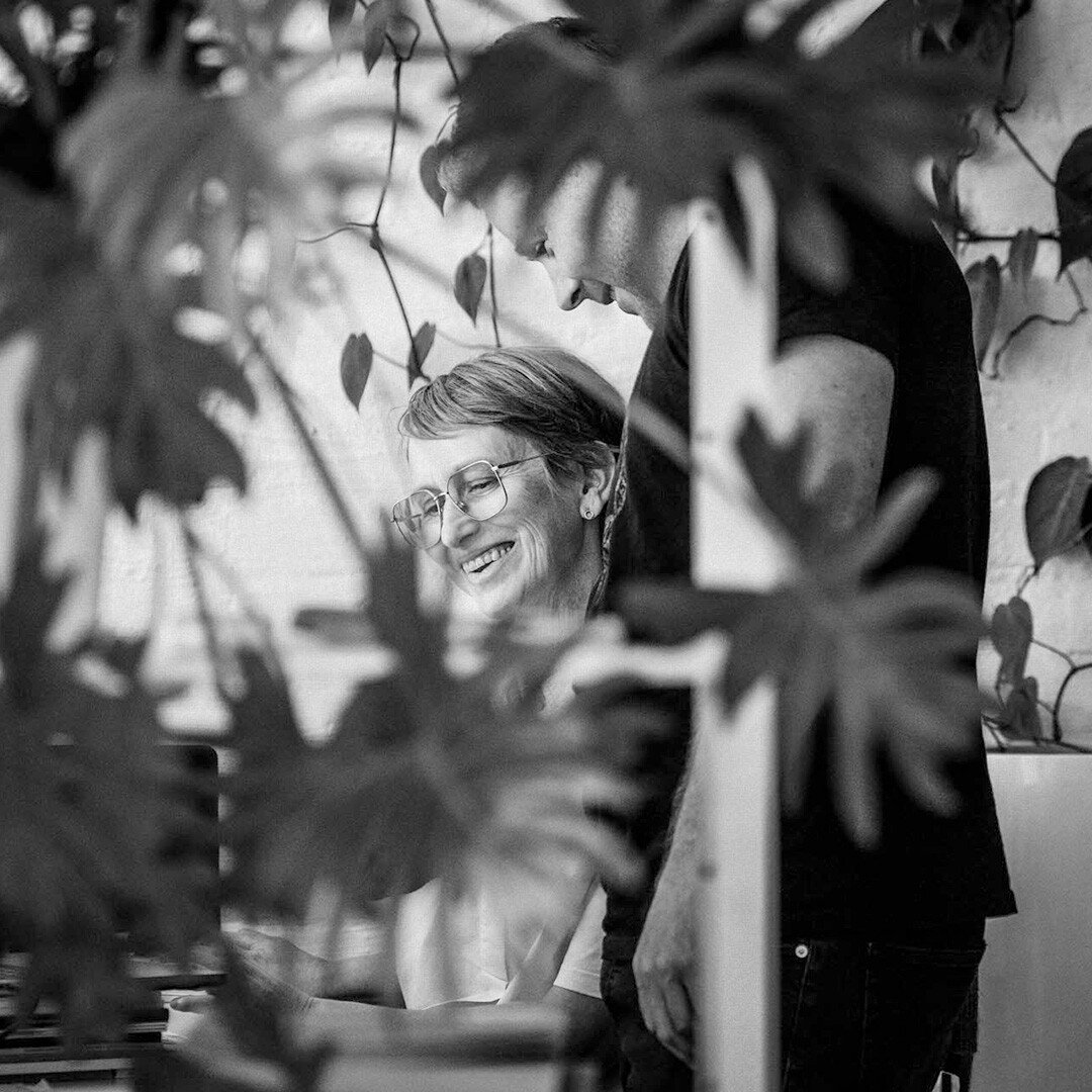 Anne Routaniemi on a computer