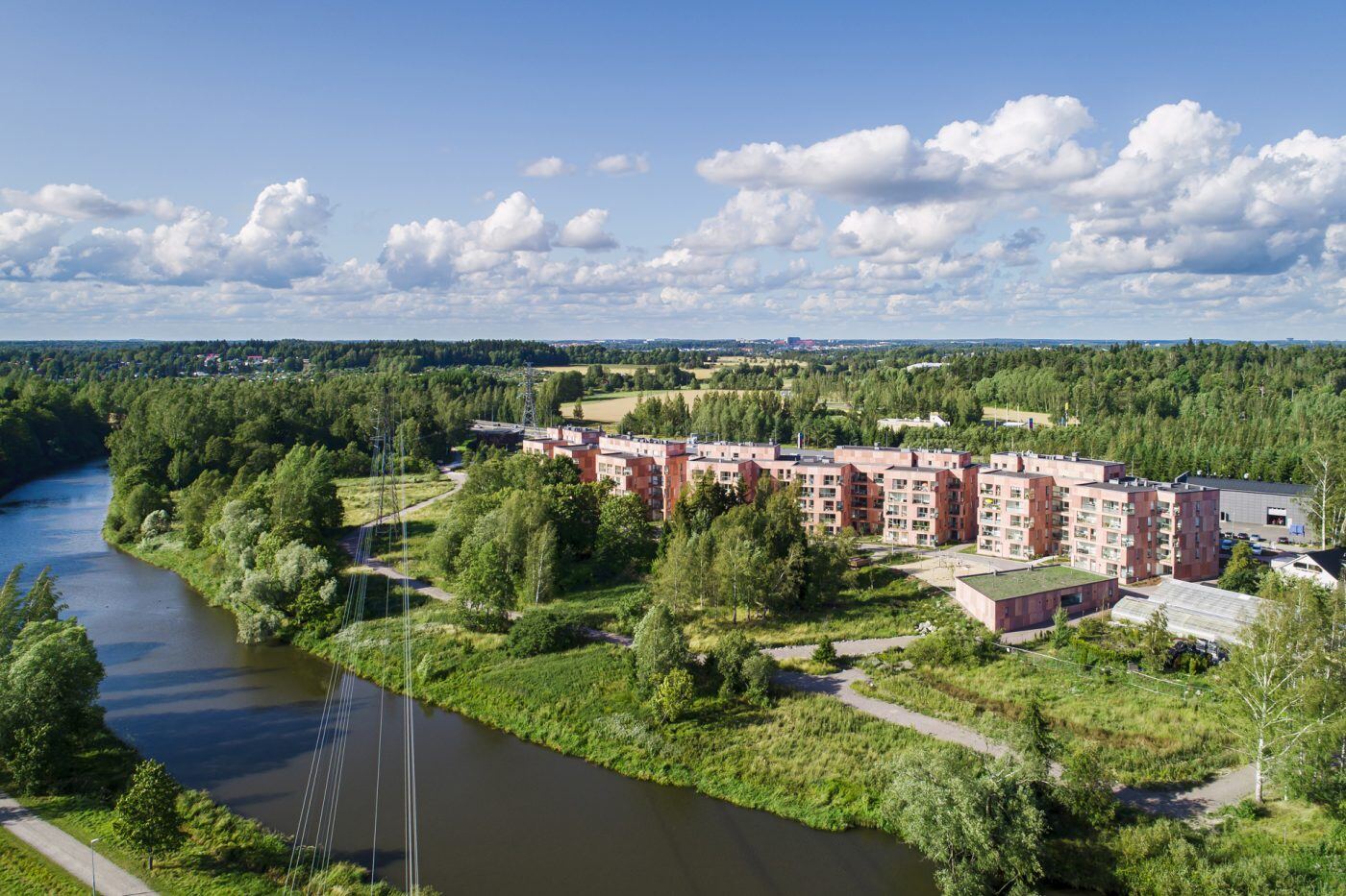 Isonpellontie 4-6 Housing, areal view. Photo: Kuvio
