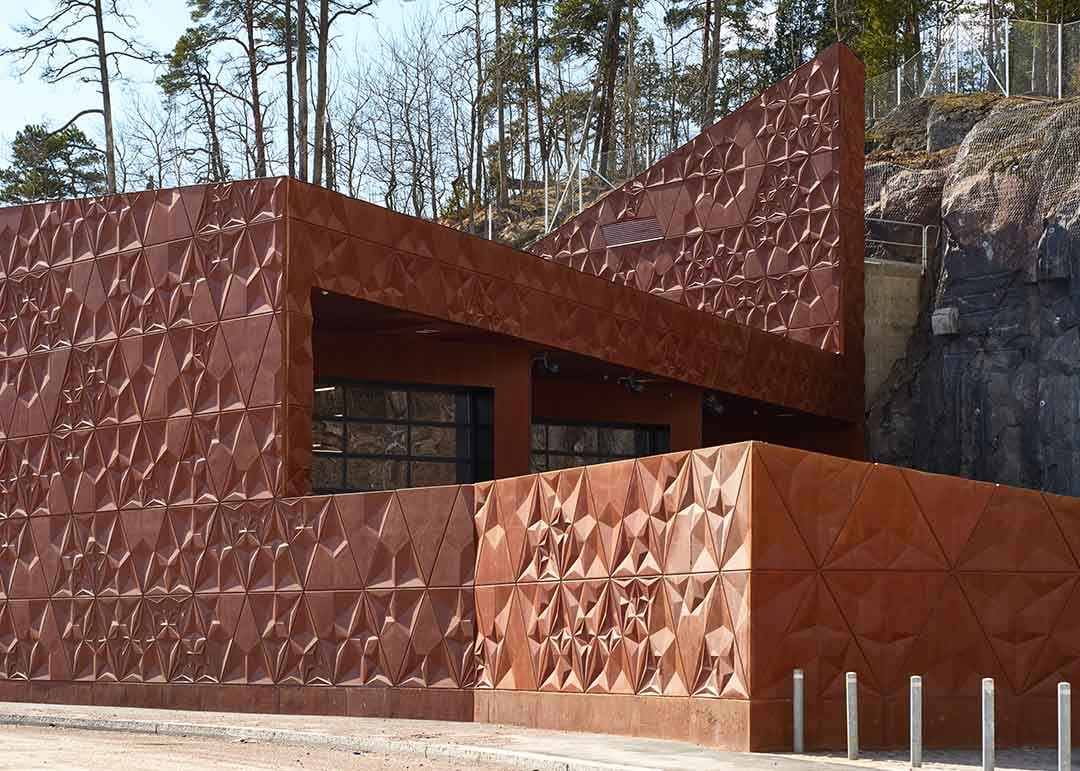 Kruunuvuorenranta Collection Station, street view. Photo: Timo Kiukkola
