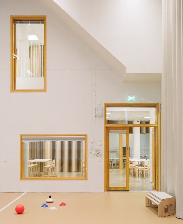 Viherkallio daycare, interior sports hall view. Photo: Kalle Kouhia