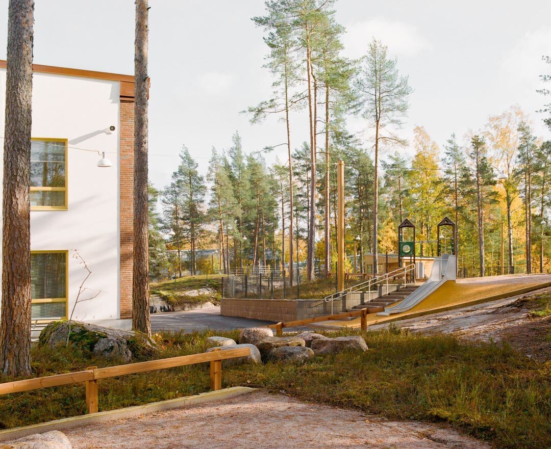 Viherkallio daycare, playground view. Photo: Kalle Kouhia